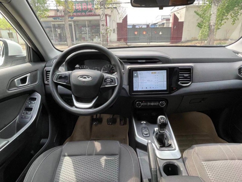 保定20年奇瑞瑞虎5x2