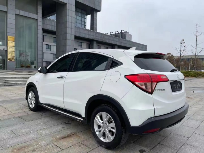 盐城15年本田缤智5