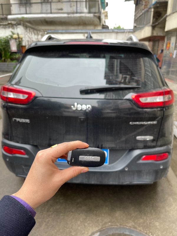 桂林16年Jeep自由光4