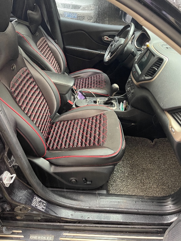 桂林16年Jeep自由光1