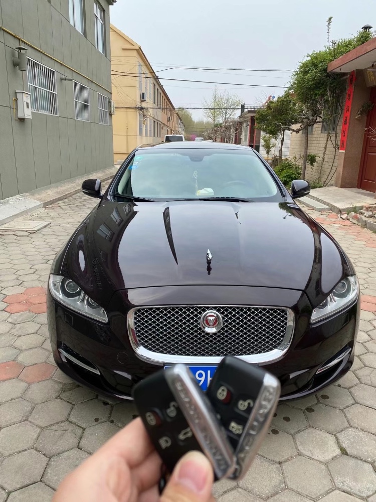 烟台15年捷豹XJ9