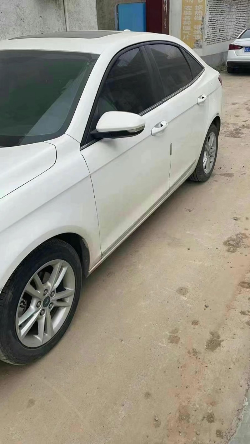 烟台19年福特福睿斯2