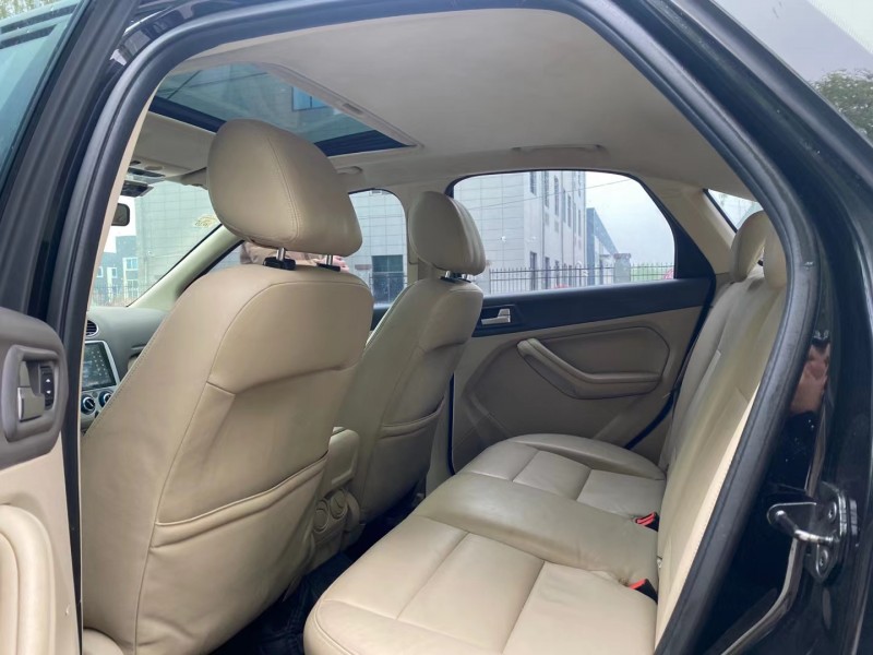 徐州11年福特福克斯2