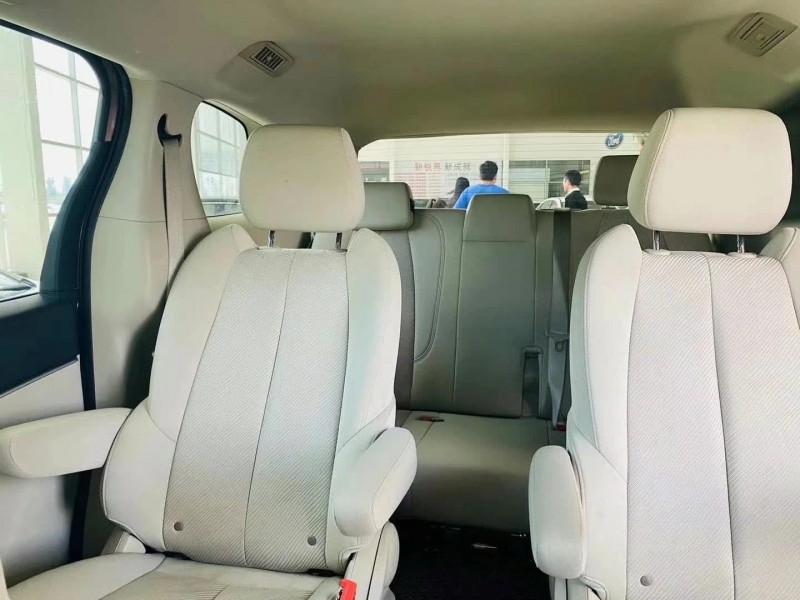 邢台19年别克GL85