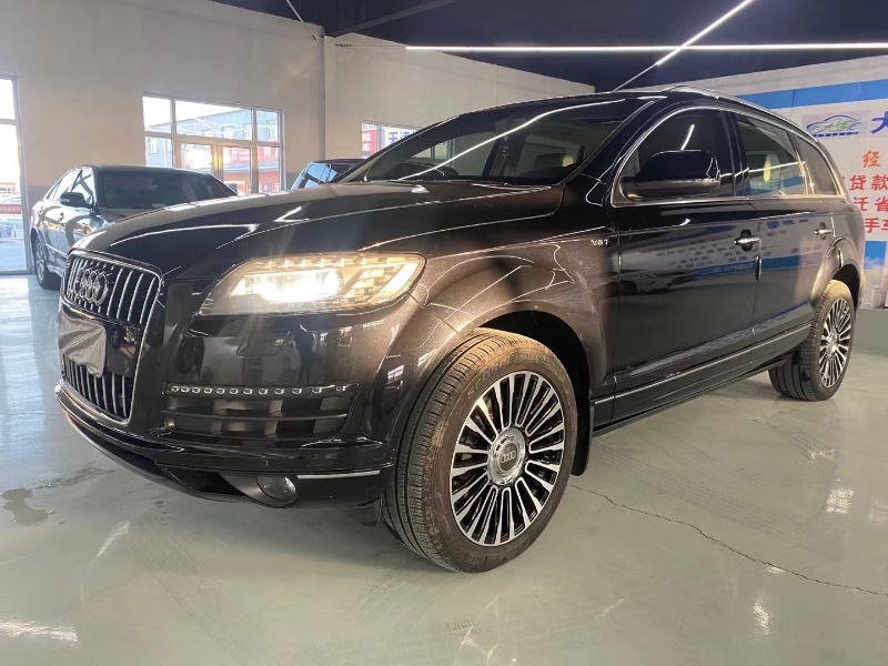 天津13年奧迪Q72
