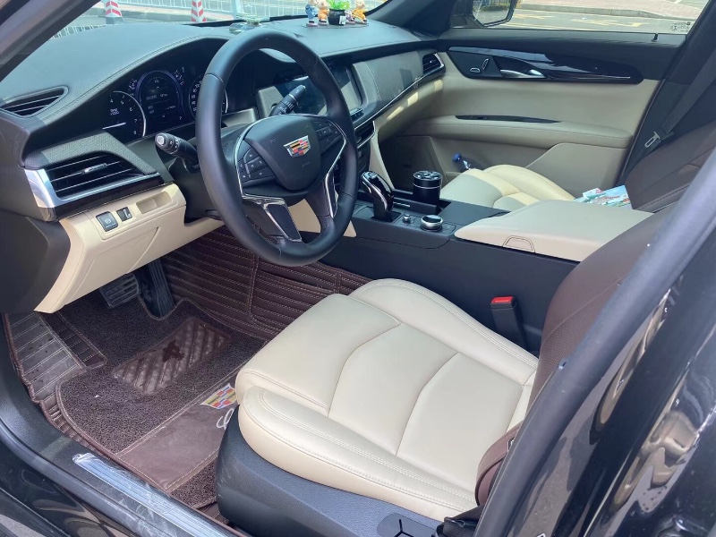 广州20年凯迪拉克CT62