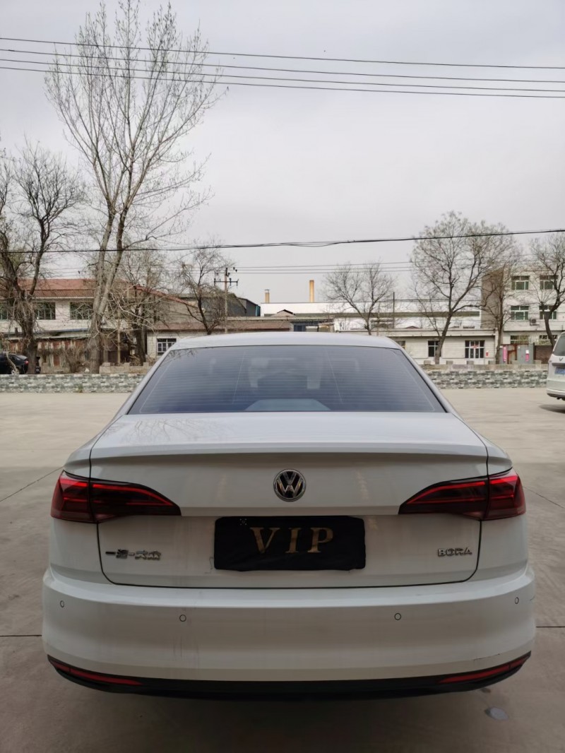 保定19年大众宝来5