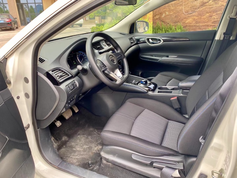 广州20年日产轩逸4