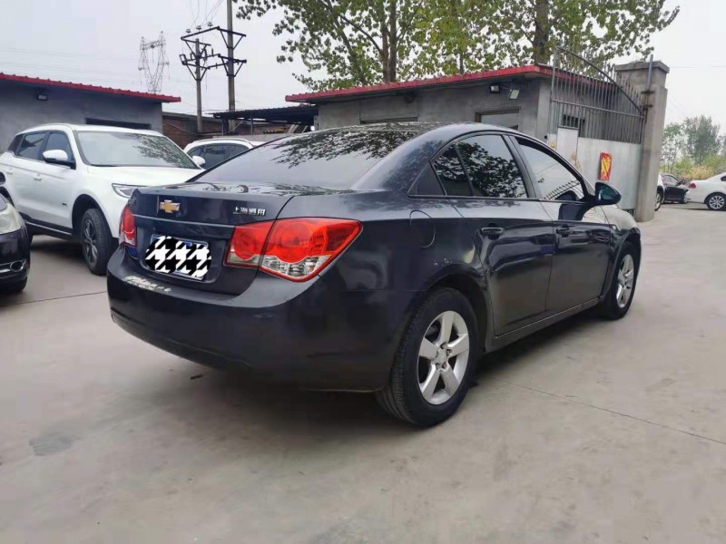 保定10年雪佛兰科沃兹2