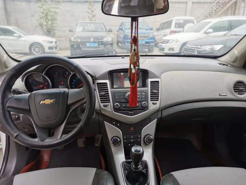 保定12年雪佛兰科鲁兹2