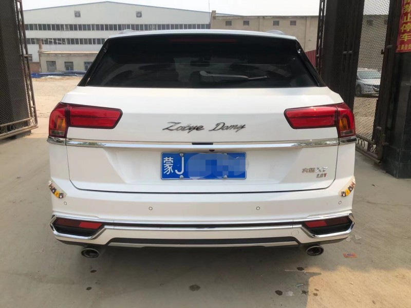 保定18年众泰大迈X77