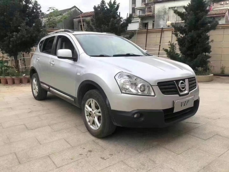 广州12年日产逍客2