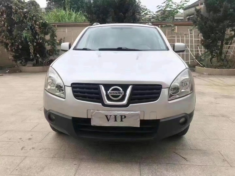 广州12年日产逍客1