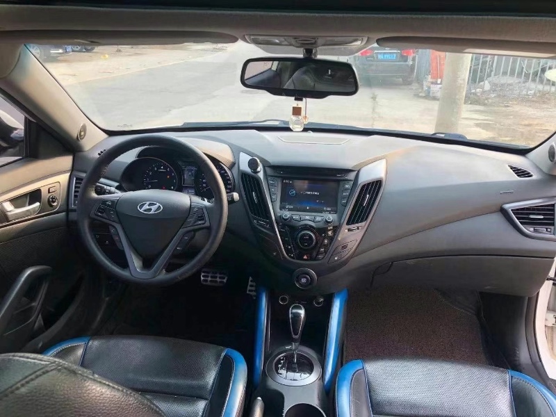 广州12年现代飞思4