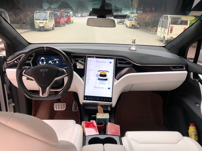 徐州17年特斯拉MODEL X8