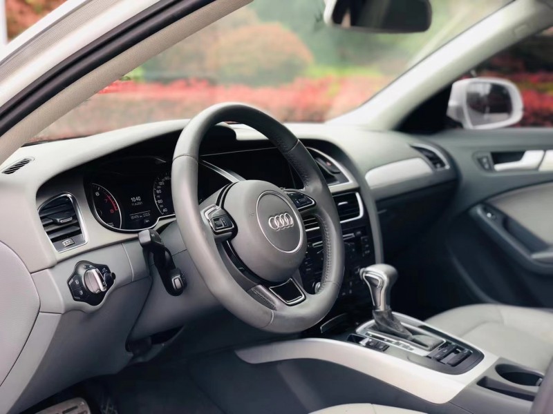 徐州16年奥迪A4L8