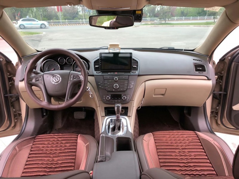 枣庄10年别克君威5