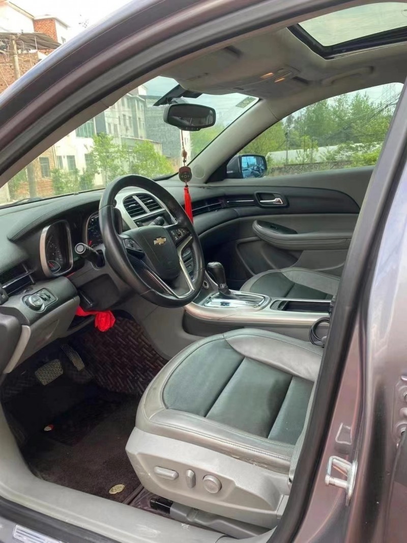 保定12年雪佛兰迈锐宝7