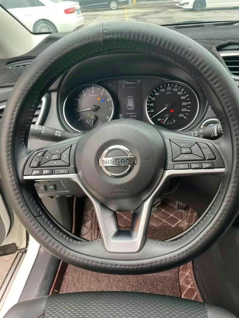 荊州20年日產逍客5