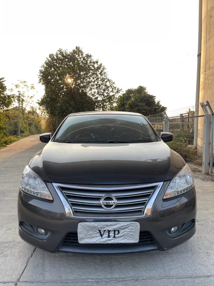 广州14年日产轩逸1