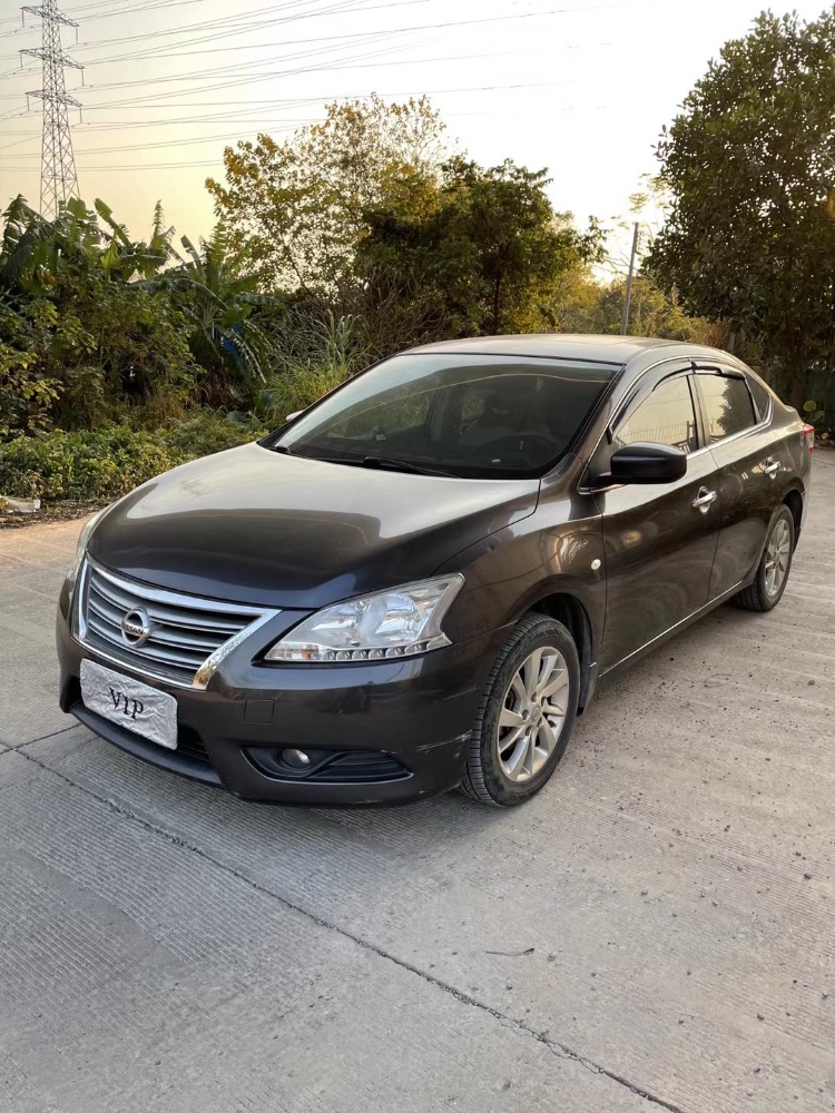 广州14年日产轩逸2