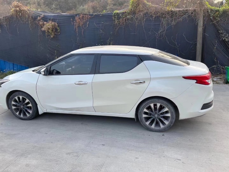 广州17年日产蓝鸟2