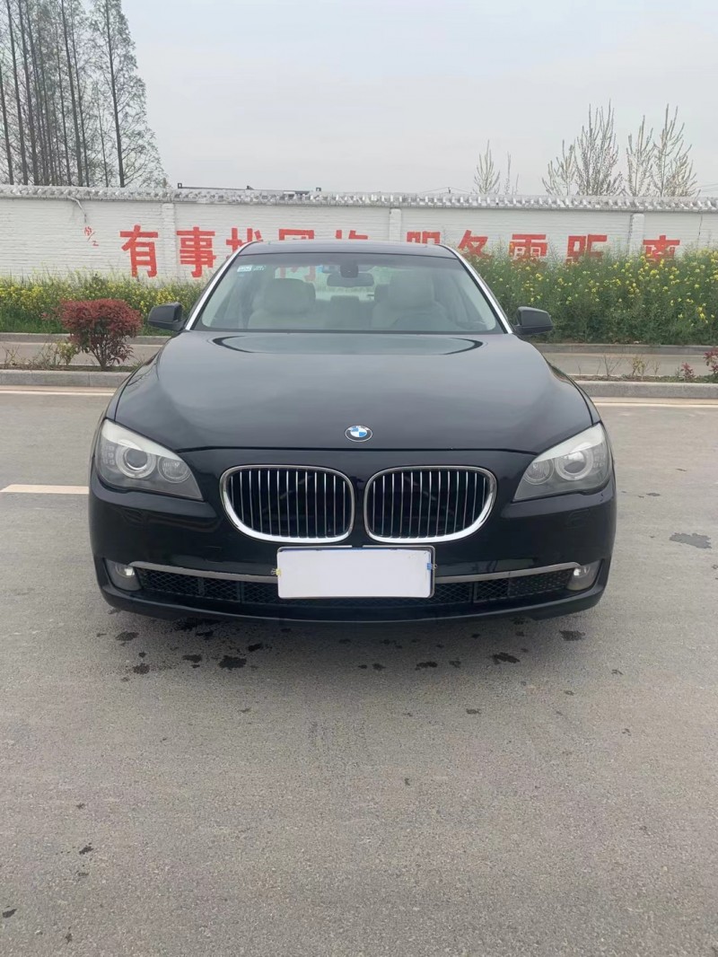 徐州10年宝马7系8