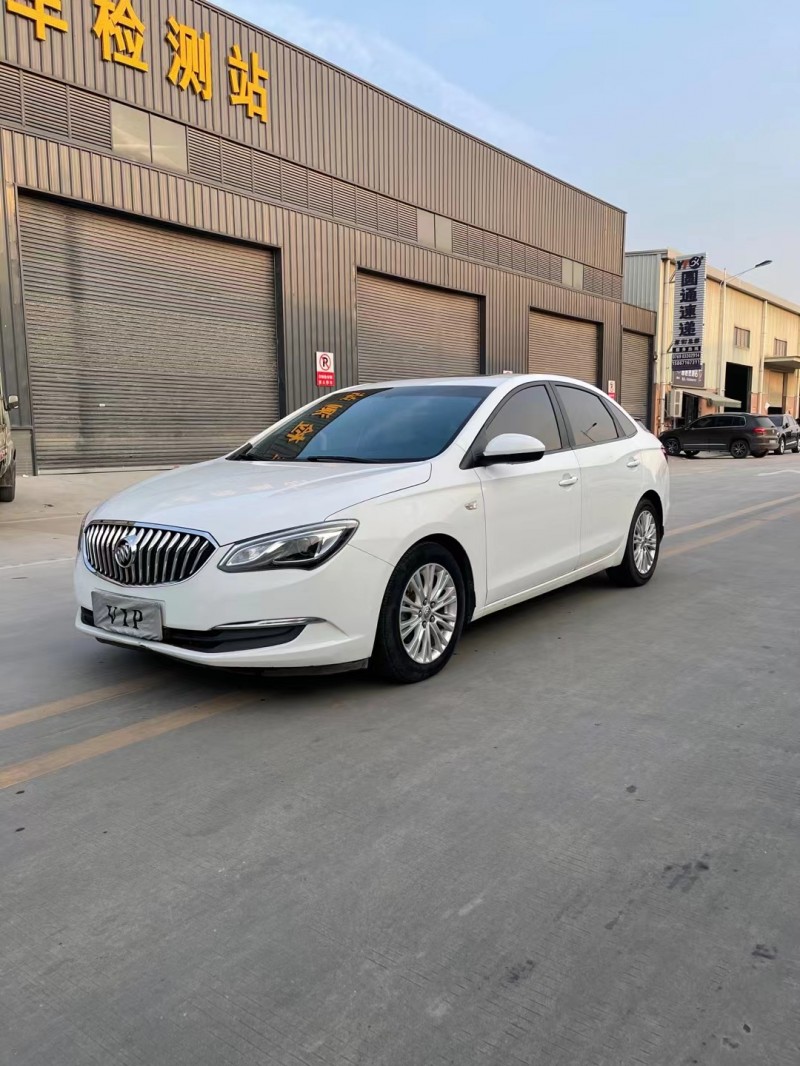 东莞16年别克英朗8