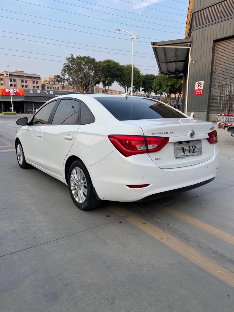 东莞16年别克英朗1