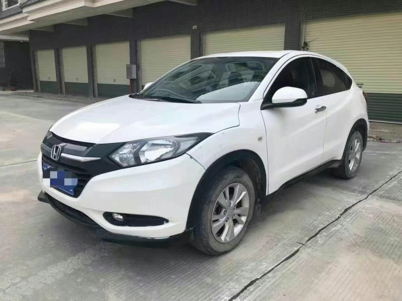 深圳16年本田缤智7