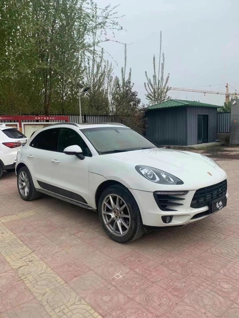 潍坊15年保时捷Macan7