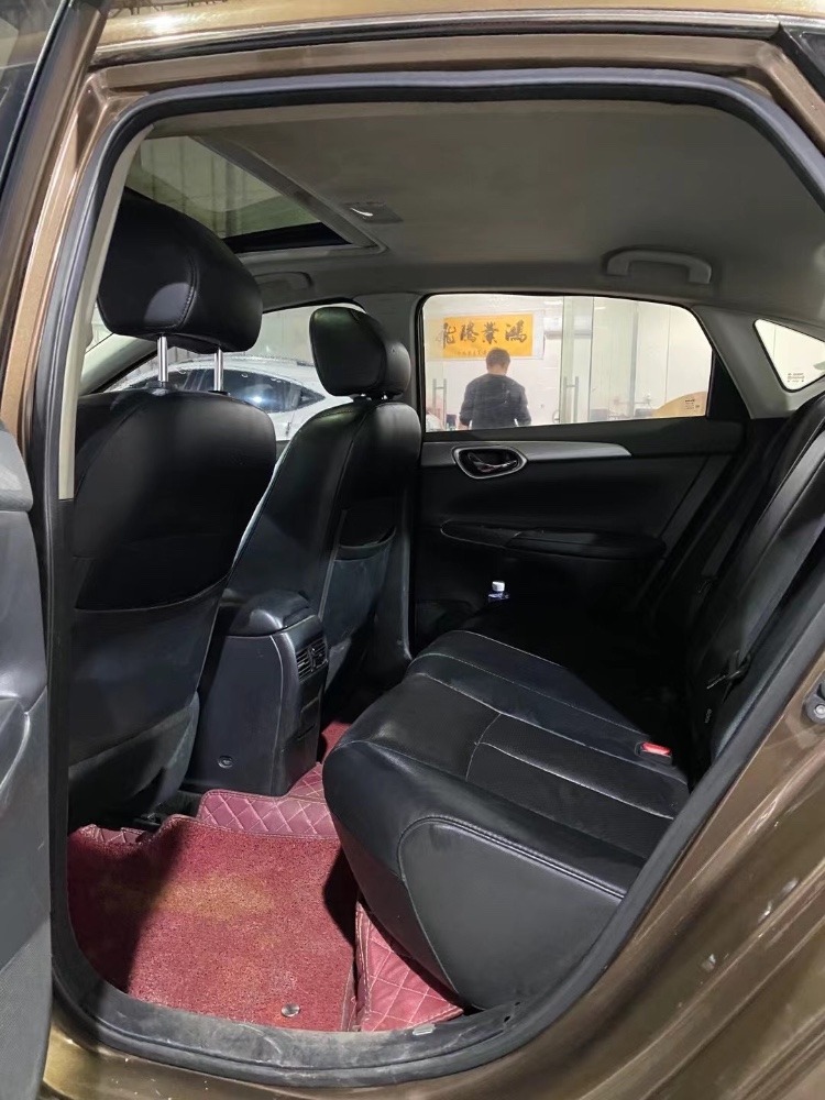 广州15年日产轩逸6