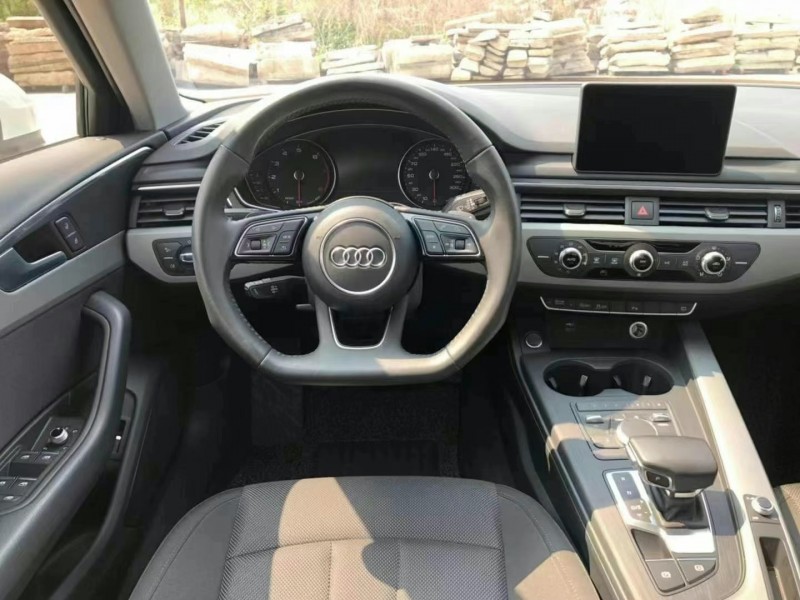 佛山19年奥迪A4L6