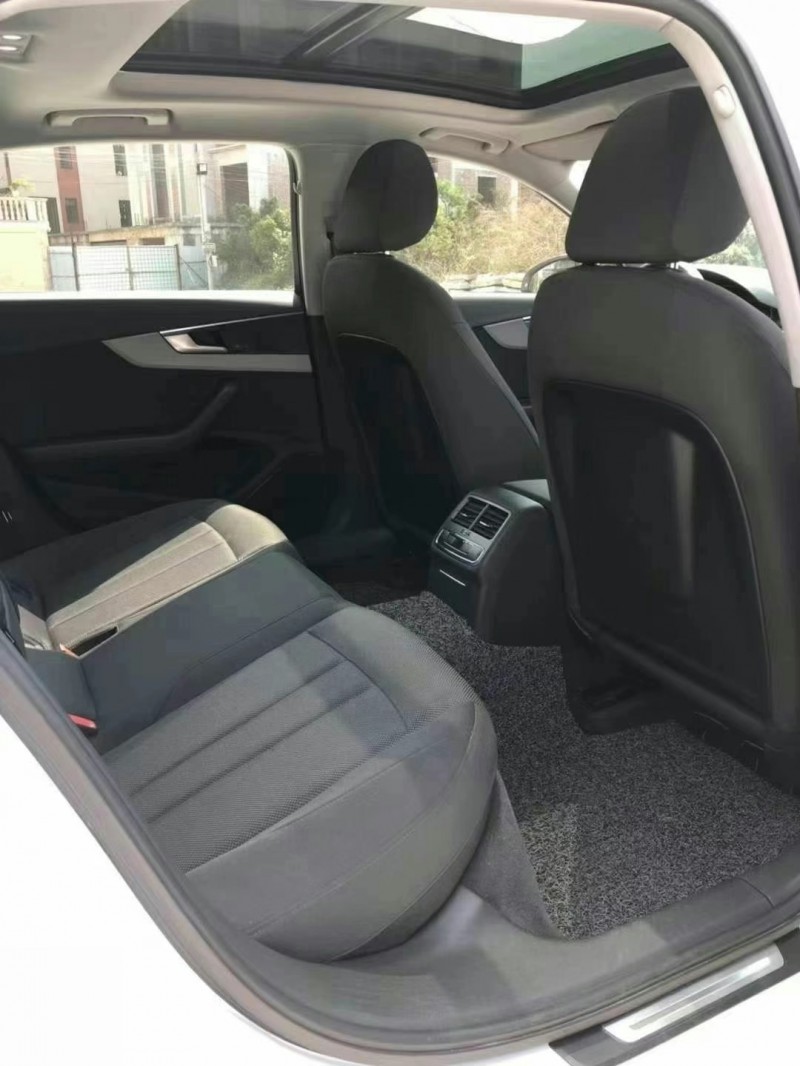 佛山19年奥迪A4L4