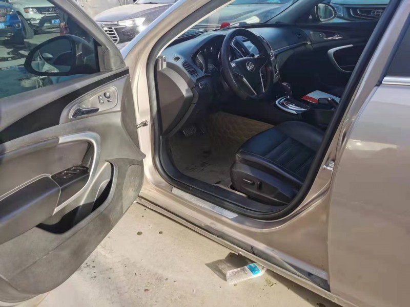 保定14年别克君威5