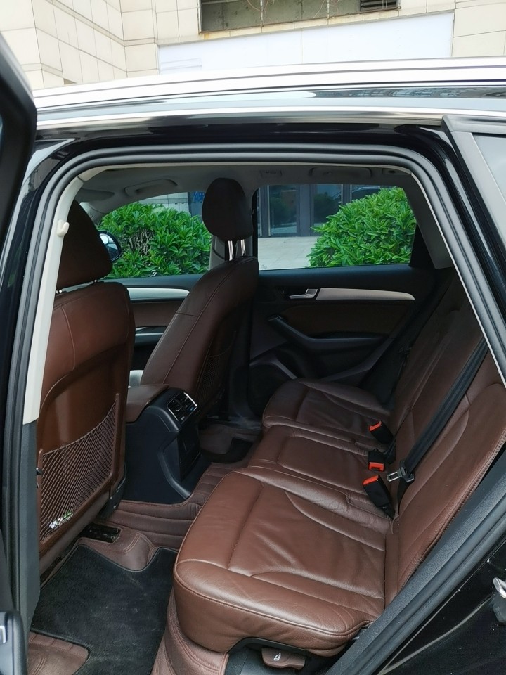 深圳14年奥迪Q58