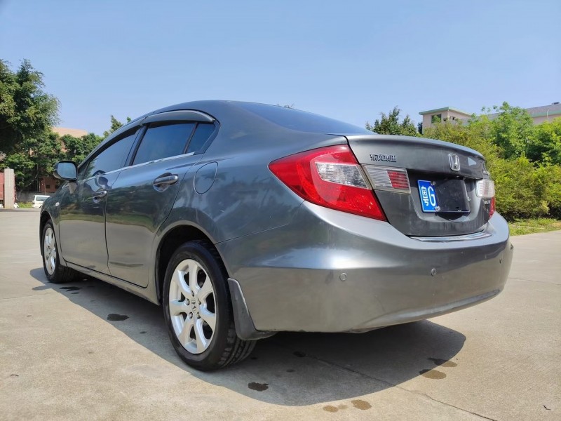 东莞14年本田思域4