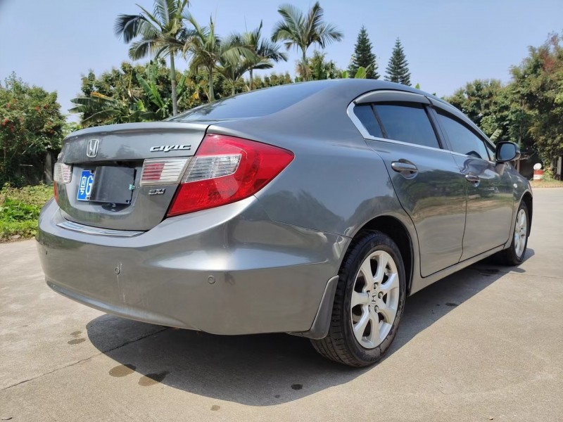 东莞14年本田思域5