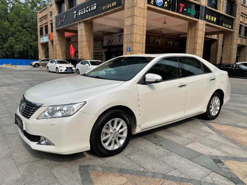 中山13年丰田凯美瑞6