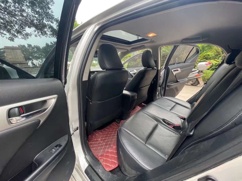 江门13年雷克萨斯CT3