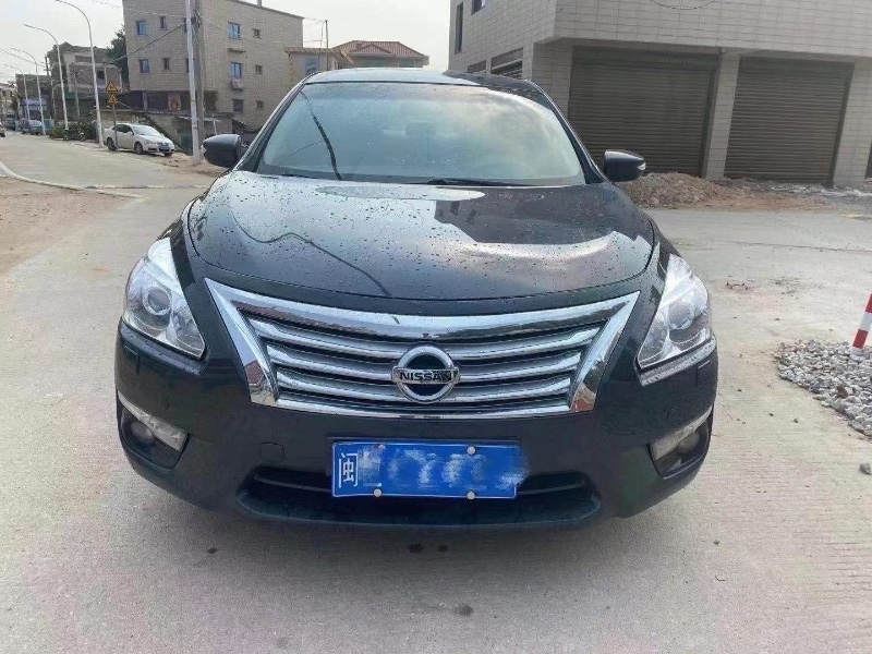 廈門14年日產天籟1