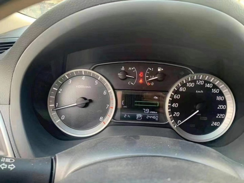 日照14年日產軒逸7