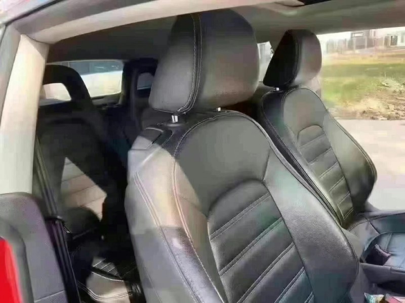 保定14年大众尚酷5