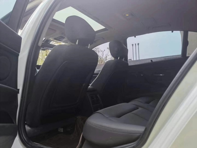 保定17年宝马3系4