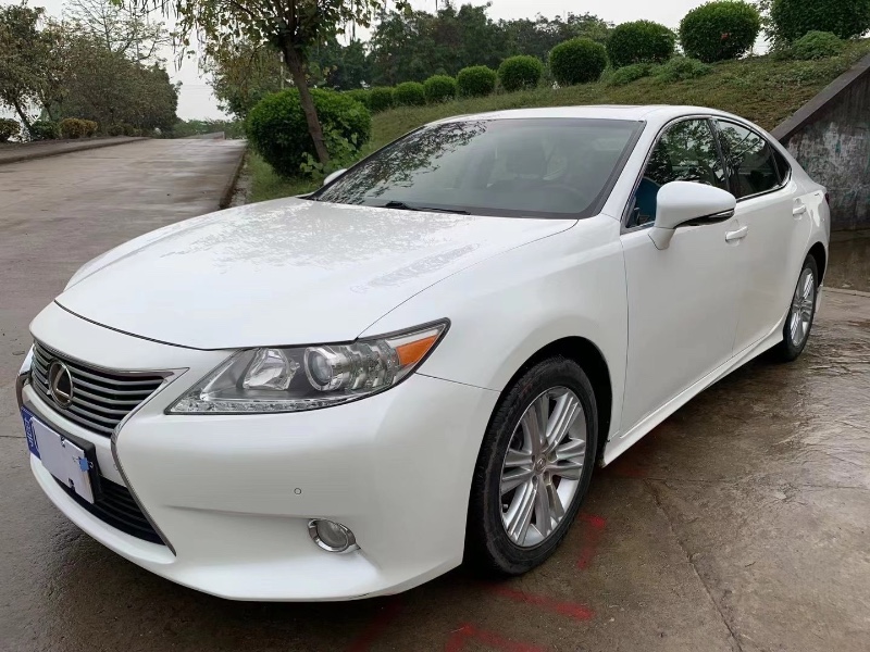 江门14年雷克萨斯ES2