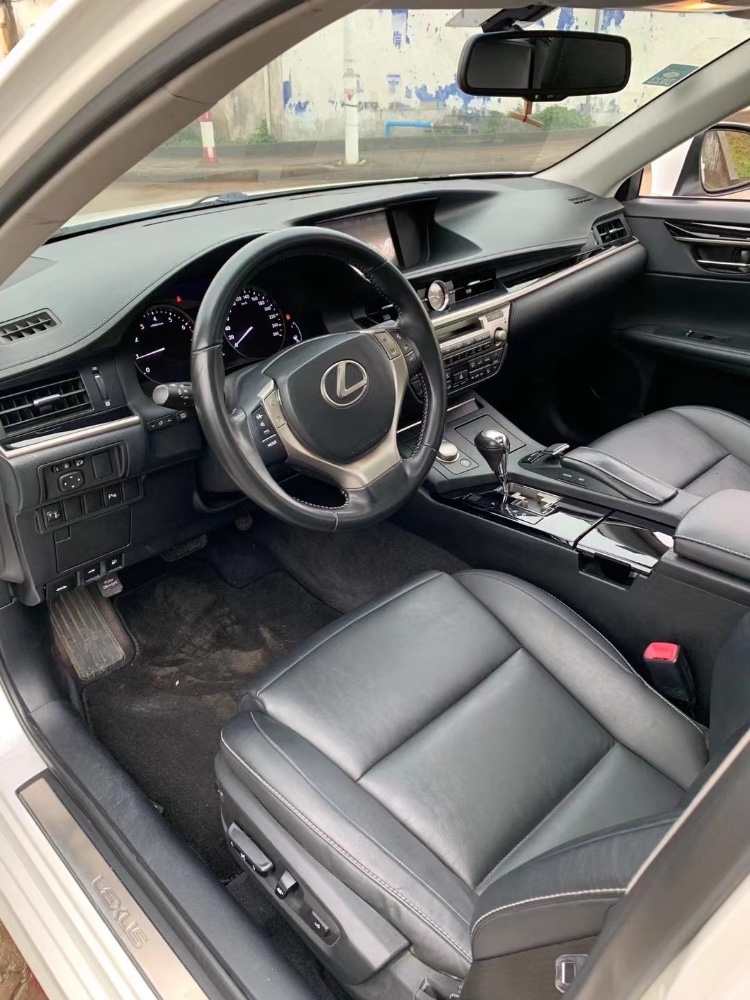 江门14年雷克萨斯ES4