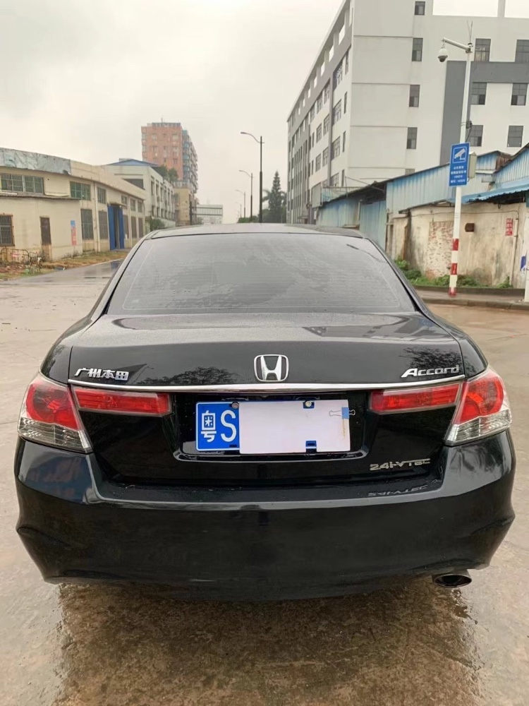 江门10年本田雅阁7