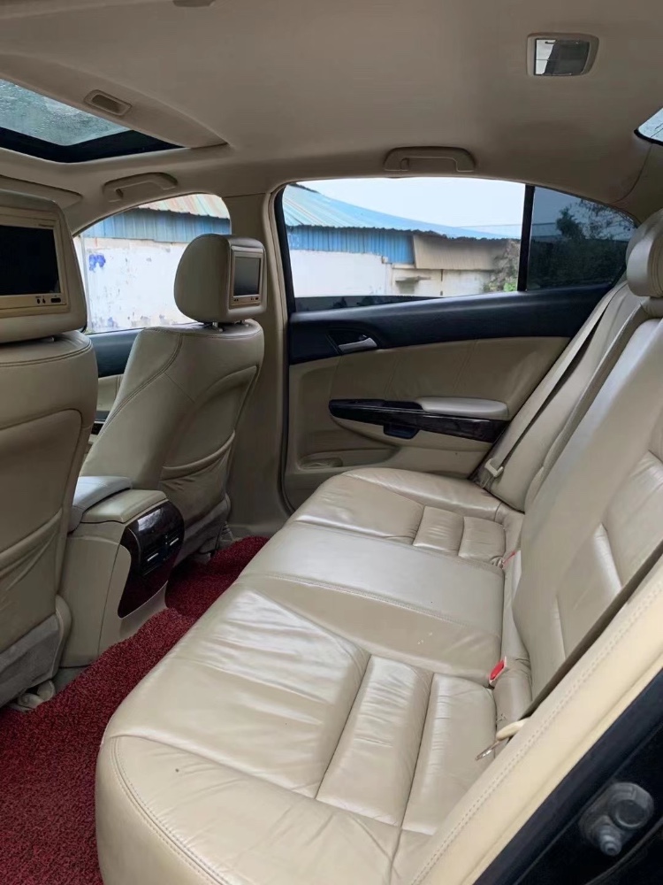 江门10年本田雅阁5