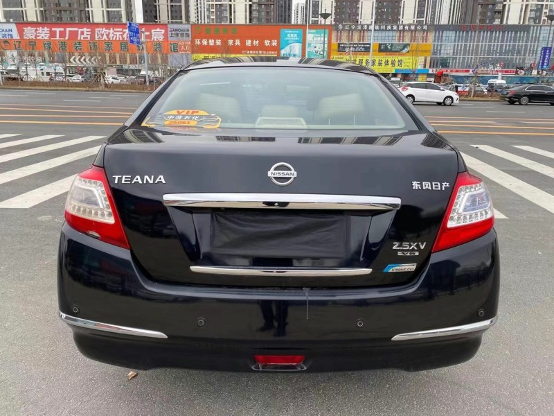 沈陽12年日產天籟4