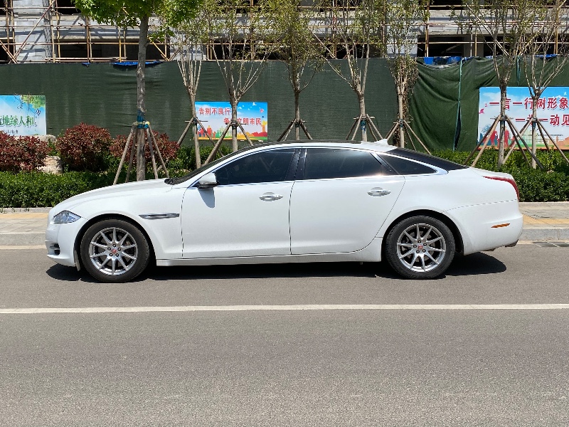 北京14年捷豹XJ6